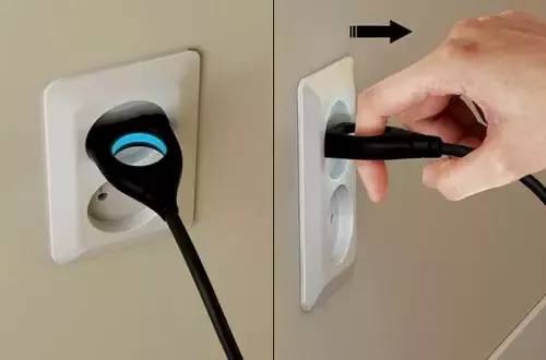 發(fā)光孔插頭設計